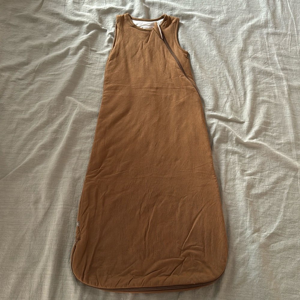 Kyte Baby 1.0 tog sleep bag in Coffee